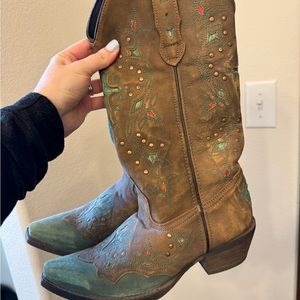 Women’s Laredo western boots